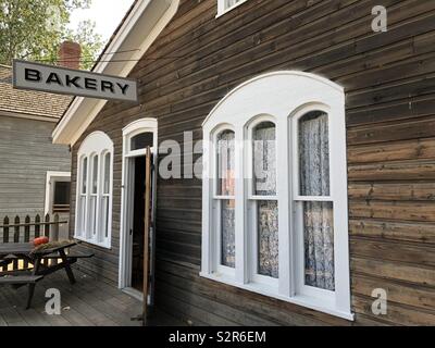 Historische Bäckerei Gebäude am Fort Edmonton Park in Edmonton, Alberta, Kanada Stockfoto