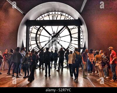 Uhr im Musée d'Orsay, Paris Stockfoto