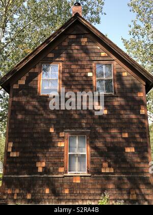 Historische homestead Gebäude am historischen Fell Trading Post und interpretierende Museum am Fort Edmonton Park in Edmonton, Alberta, Kanada Stockfoto