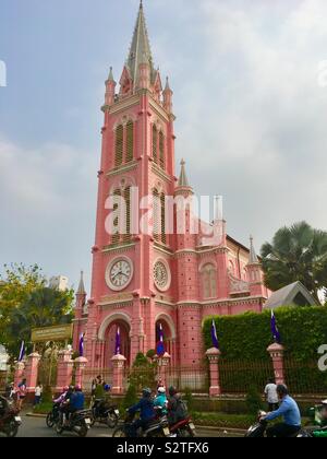 Tan Dinh Katholische Kirche die rosa Kirche in Ho Chi Minh City Vietnam Stockfoto