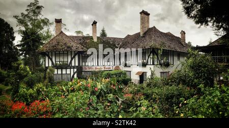 Die Räucherei, einem englischen Tudorstil Stil Haus im Jahr 1939 erbaut, heute ein Hotel und Restaurant in Tanah Rata, Cameron Highlands, Malaysia Stockfoto