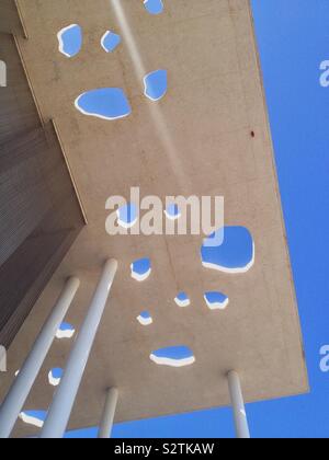 Neue Medizin Universität, Occitanie tram station, Montpellier Frankreich Stockfoto