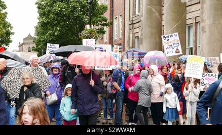 Macclesfield Marktplatz Protest stoppen den Putsch Protestmarsch außerhalb Macclesfield Town Hall September 02, 2019 Stockfoto