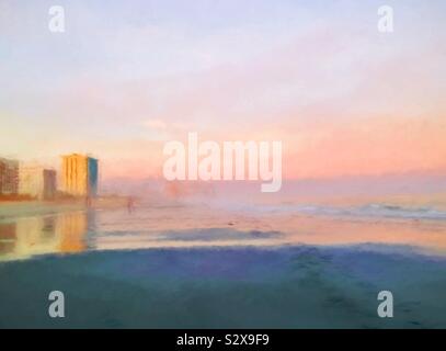 Ein dicker Nebel rollte in bei Sonnenuntergang in der Nähe der zweiten avenue Pier in Myrtle Beach, South Carolina, USA. Stockfoto