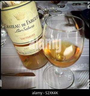 Eine Flasche Chateau de Fargues, Sauternes "Lur Saluces". Stockfoto