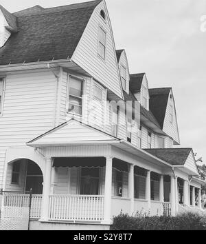 Schwarz-weiß-Bild von einem Haus in Allenhurst, Monmouth County, New Jersey, United States Stockfoto