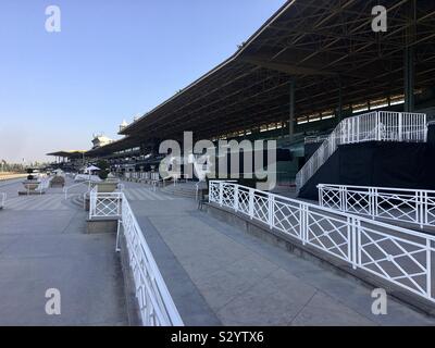 ARCADIA, CA, Okt 2019: Tribüne in Santa Anita Park, Pferderennen, Anschluss Stockfoto