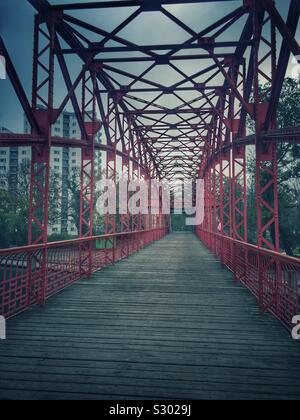 Fußgängerbrücke am Tegeler See Berlin Deutschland Stockfoto