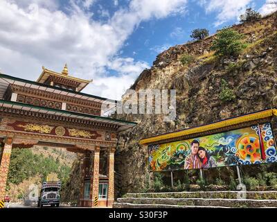 Eingang zum Thimphu Stadt im Königreich Bhutan. Stockfoto