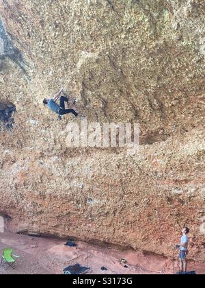 Klettern im Echo, Utah Stockfoto