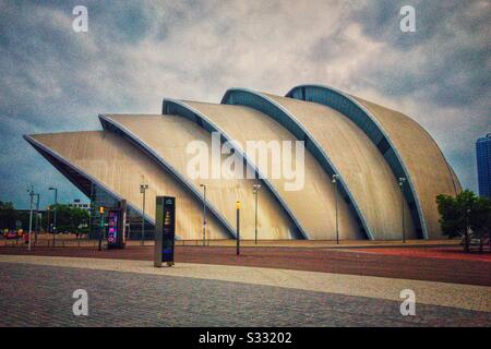Clyde Auditorium (Armadillo) am Fluss Clyde in Glasgow, Schottland. Stockfoto