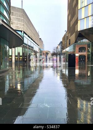 Leeres Einkaufszentrum Liverpool One Stockfoto