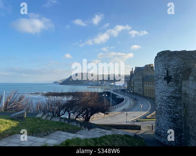 Aberystwyth, West Wales, Großbritannien. Freitag, 20. März 2020. Ein sonniger Frühlings-Äquinoktium, bei dem Nacht und Tag gleich lang sind. Der erste Frühlingstag und das astrologische Neujahr. ©️Rose Voon/Alamy Live News Stockfoto