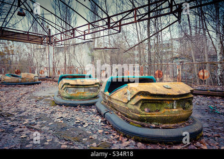 Stoßwagen im Vergnügungspark Pripyat, Sperrzone von Tschernobyl Stockfoto