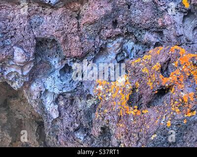 Gekühlter Lavagestein in den Krater des Moon National Monument in Idaho. Stockfoto