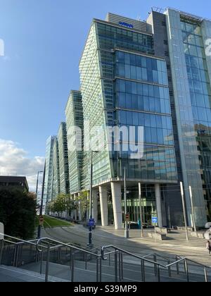 Aufgenommen an einem hellen Tag im Spätsommer im Stadtzentrum von Birmingham. Stockfoto