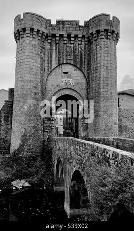 Der Turm Saint Jacques Parthenay Frankreich Stockfoto