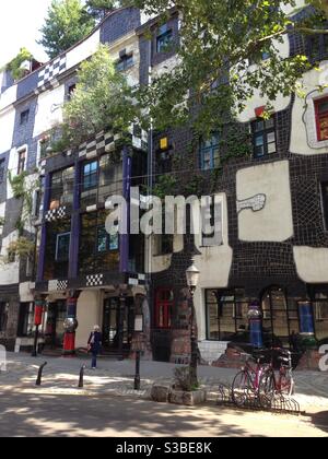 Friedensreich Hundertwasser Haus in Wien Stockfoto