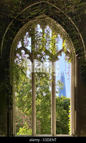 Saint Dunstan im Osten Kirche Garten Stockfoto