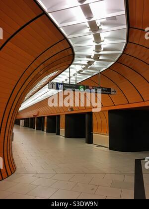 U-Bahn-Station Marienplatz, München, Deutschland Stockfoto