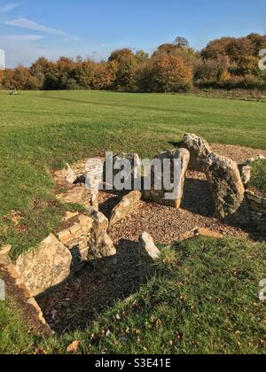 Nympsfield Long Barrow, am Coaley Peak. In Der Nähe Von Stroud, Gloucestershire, England. Stockfoto