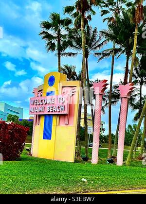 Willkommen bei Miami Beach Schild Stockfoto