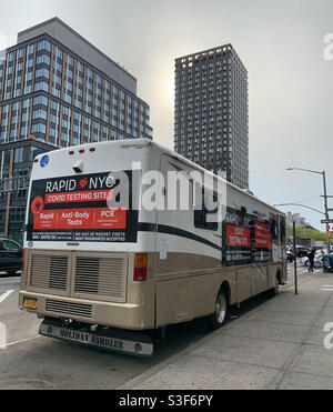 April 2021, „Rapid NYC Covid Testing Site“, Lower East Side, Manhattan, New York City, New York, USA Stockfoto