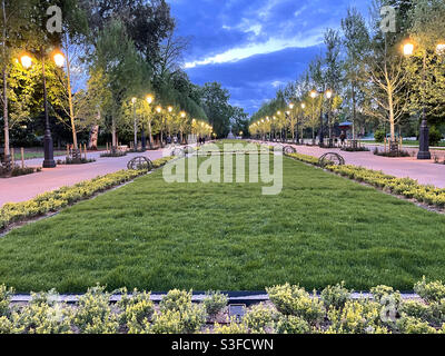 El Retiro Park, Nachtblick. Madrid, Spanien Stockfoto