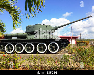 T34 Militäranlage vor dem Schweinebuchtmuseum in Playa Giron, Kuba Stockfoto