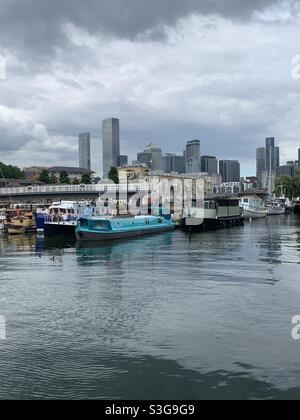 Blick auf London von den kommerziellen Docks von Surrey Stockfoto