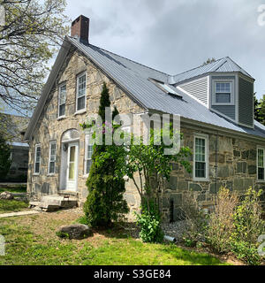 Mai 2021, Steinhaus, Chester, Windsor County, Vermont, Usa Stockfoto