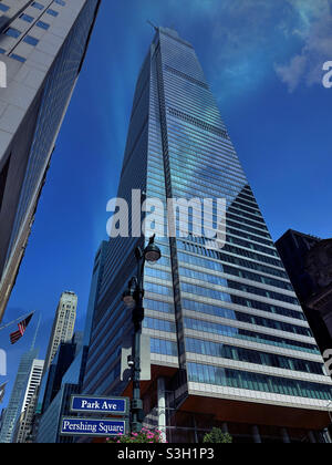 Ein Vanderbilt Supertall-Gebäude vom Pershing Square aus gesehen auf der W. 42nd St. in der Park Avenue, NYC, USA Stockfoto