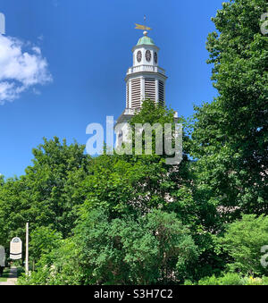 Juni 2021, Kirchturm, Unitarische Kirche, Walpole, Chashire County, New Hampshire, Usa, Nordamerika Stockfoto