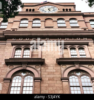 August 2021, Foundation Building, Cooper Union for the Advancement of Science and Art, East Village, Manhattan, New York, New York, Usa Stockfoto