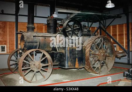 Yukon, Dawson City Museum, historischer Dampftraktor Stockfoto