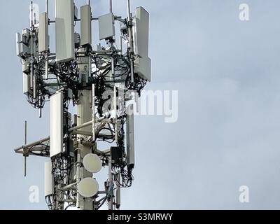 Mobilfunksender oder Funkturm in Utah, USA. Stockfoto