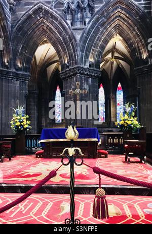 Im Inneren des ältesten Gebäudes in Glasgow, der Glasgow Cathedral. Stockfoto