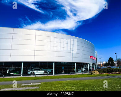 Porsche Center Leeds in West Yorkshire Stockfoto