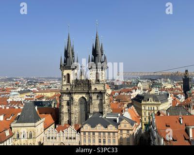 Die Kirche der Gottesmutter vor Týn, Prag, Tschechische Republik, 25. März 2022 Stockfoto