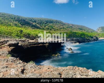 Lange Exposition der Nordküste. Canasí, Mayabeque, Kuba. Stockfoto