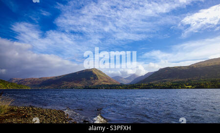 Blick über Loch Fyne, Argyll und Bute, Schottland. Stockfoto