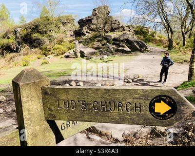 Holzschild für die Kirche von Luds Stockfoto