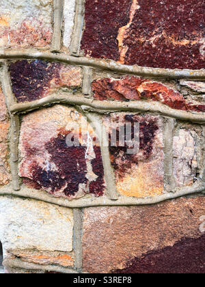 Grapevine Joint Grout Stil auf der Außenseite eines gemauerte Haus aus dem Jahr 1935 gebaut. Stockfoto