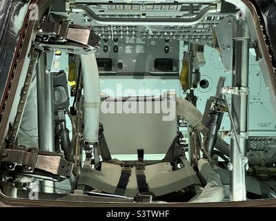 Innenraum des Apollo Command Module, das während des NASA-Mondmissionsprogramms von 1968 bis 1972 von den USA geflogen wurde Stockfoto