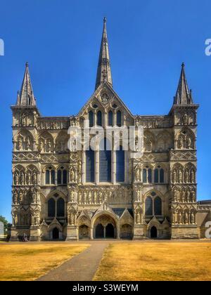 Salisbury Cathedral Wiltshire Vereinigtes Königreich Stockfoto