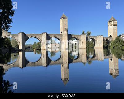 Pont Valentre, Cahors, Lot River, Frankreich Stockfoto