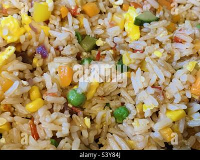 Gebratener Gemüsereis Stockfoto