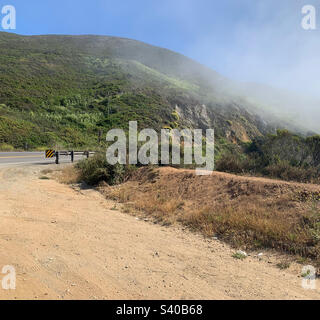 Juni 2022, in der Nähe von Bixby Creek Bridge, Monterey County, Big Sur, Kalifornien, USA Stockfoto
