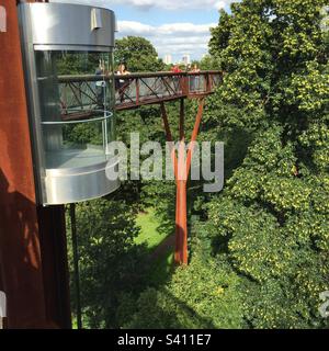 The Treetop Walkway at Kew Gardens, London, September 2015, Bild 43. Stockfoto