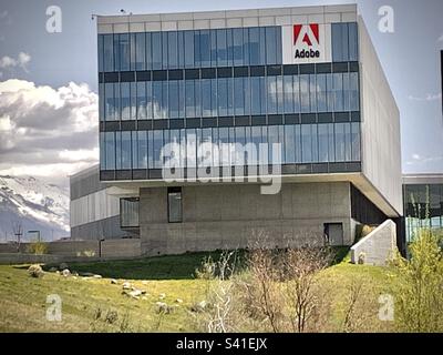 Adobe Utah wurde 2013 in Lehi, Utah, errichtet und hat eine Fläche von 280.000 Quadratmetern. Stockfoto